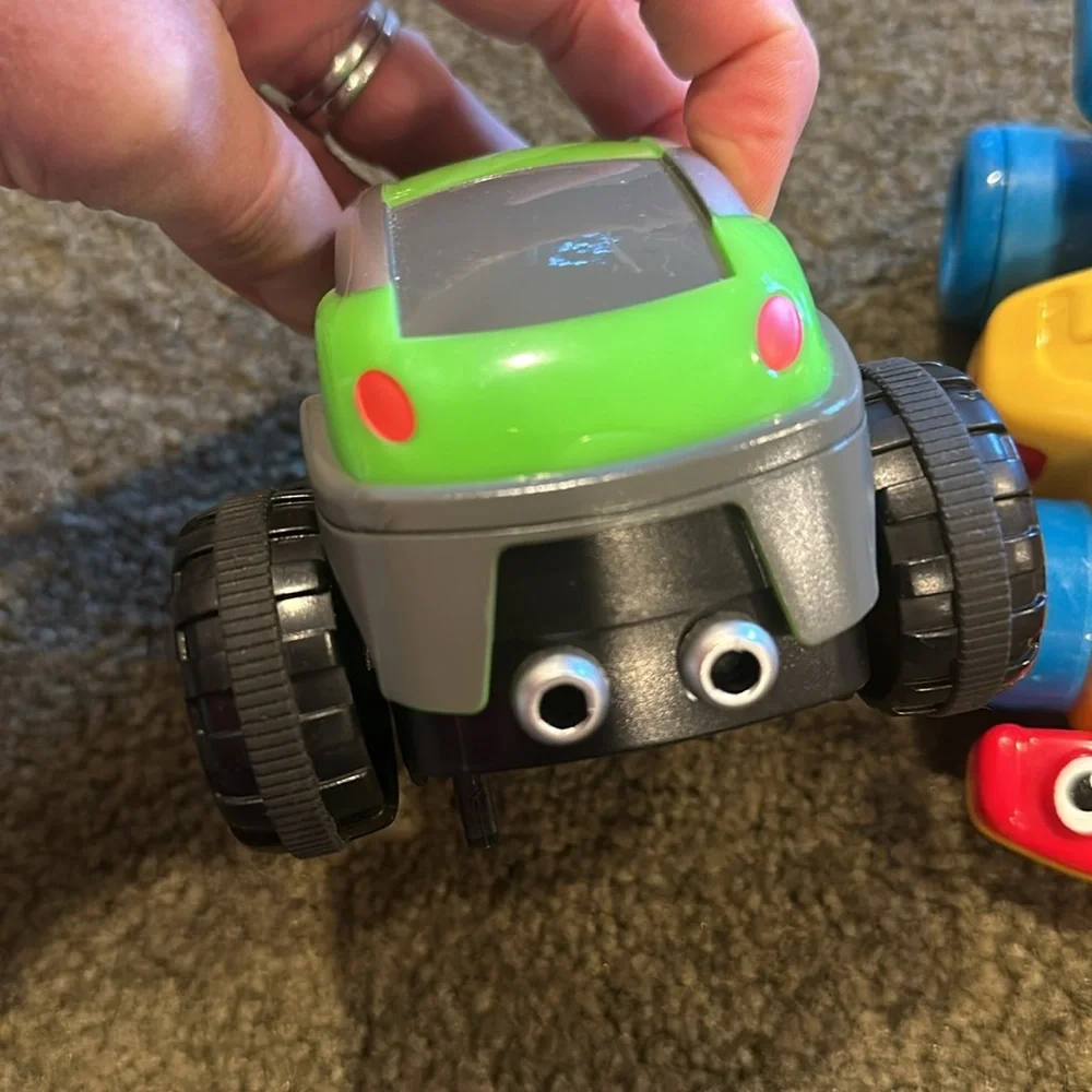 3 Pull Back Cars